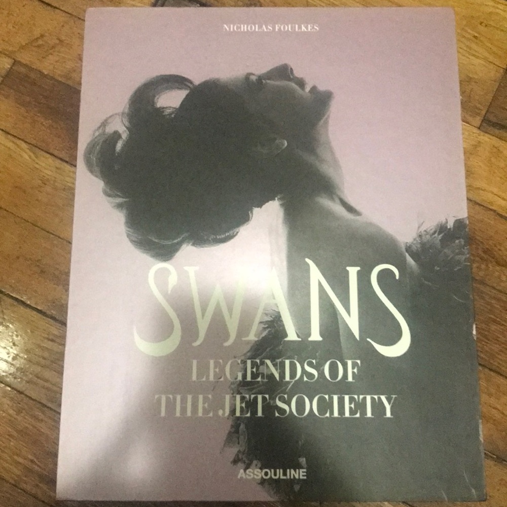 Swans Legends Of The Jet Society (Book)